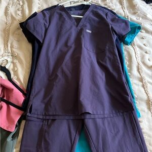 FIGS Purple Scrub Set